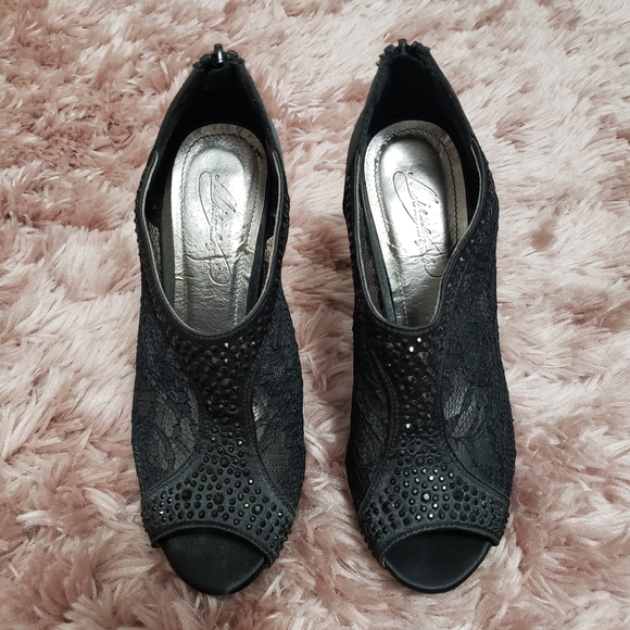 Black Lace AYAEL9 Michaelangelo Heels - Picture 5 of 11